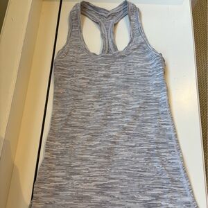 Lululemonn grey pattern tank top.